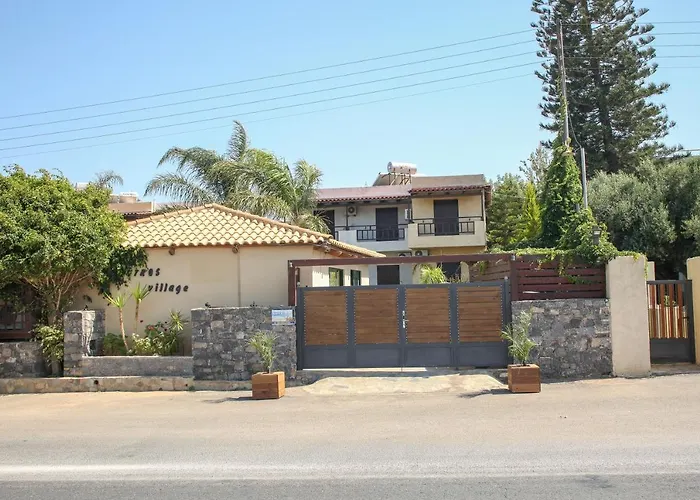 Готель Petros Village - A Private Escape *